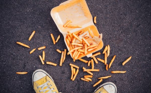 Следим за свежестью: 6 продуктов, которыми легко отравиться