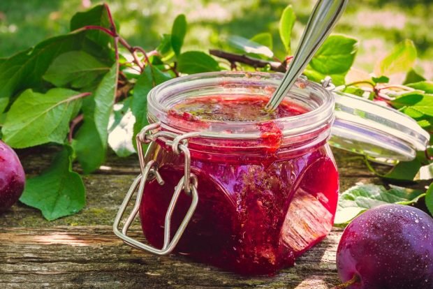 Варенье из сливы и малины