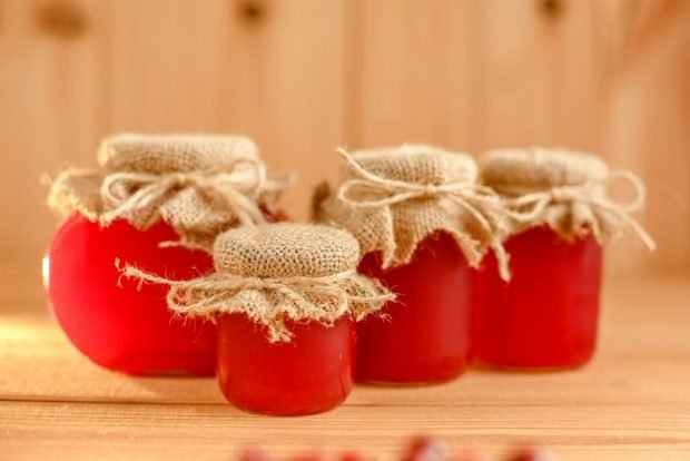 Желе из красной смородины и малины